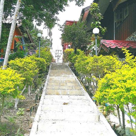 Mitkhoonyoum Hotel Ban Khun Yuam Exterior photo